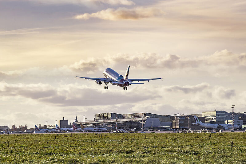 Die großen Airports, im Bild Stuttgart, haben neue Ziele im Winterflugplan