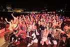 Auf dem Alltours-Sommerfest zelebrierten 400 Mitarbeiter auf dem Partyschiff Blue Rhapsody nicht nur den Sommer, sondern feierten auch das 50. Jubiläum von Alltours