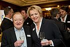 Peter Hamburger, langjähriger Chef der DRV-Säule E, mit seiner Nachfolgerin Susanne Schick (Fraport)