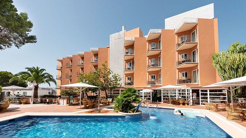 Aufwändig renoviert: das neue Allsun Hotel Vera Beach war vorher als Allsun Hotel Paguera bekannt