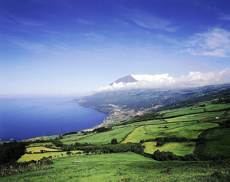 Eine der Reisen, für die es im Februar 13 Prozent Provision gibt, führt zum Inselhüpfen auf die Azoren