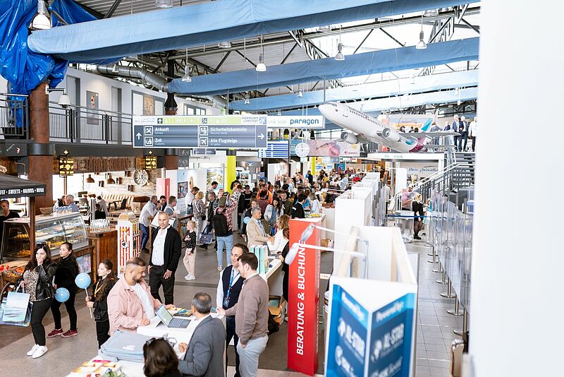 Mehr als 4.000 Besucher kamen in den vergangenen Jahren zur Reisemesse am Flughafen Paderborn