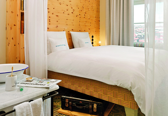 Blick in die Dienstbotenkammer im 25hours The Royal Bavarian