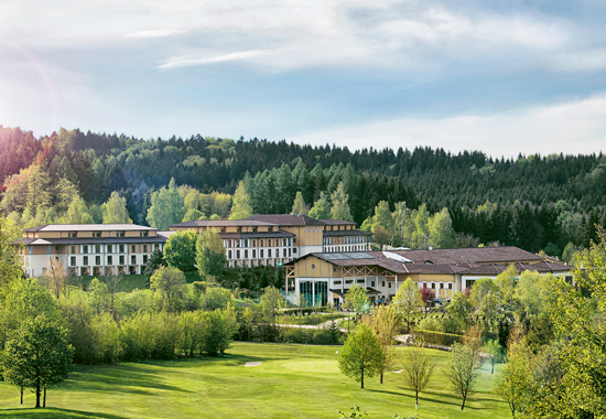 Aus einem Robinson-Club wird eine Aldiana-Anlage: der „neue“ Club Ampflwang in Österreich