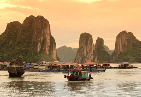Egal, ob Europa oder Fernstrecke wie hier die Halong-Bucht in Vietnam – bei Gebeco erhalten Reiseverkäufer 40 Prozent Jubiläumsrabatt