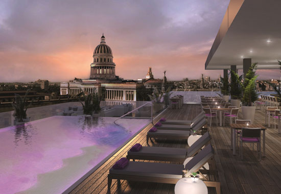 Highlight des Gran Hotel Manzana Kempinski La Habana ist der Pool auf dem Hoteldach