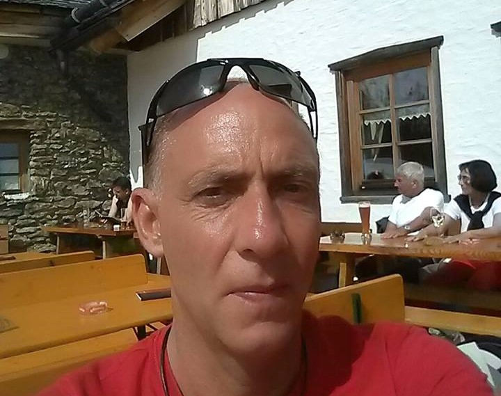 Bernd Piel arbeitet seit der Flutkatastrophe nur noch von zu Hause aus und macht eine Ausbildung zum Rettungssanitäter