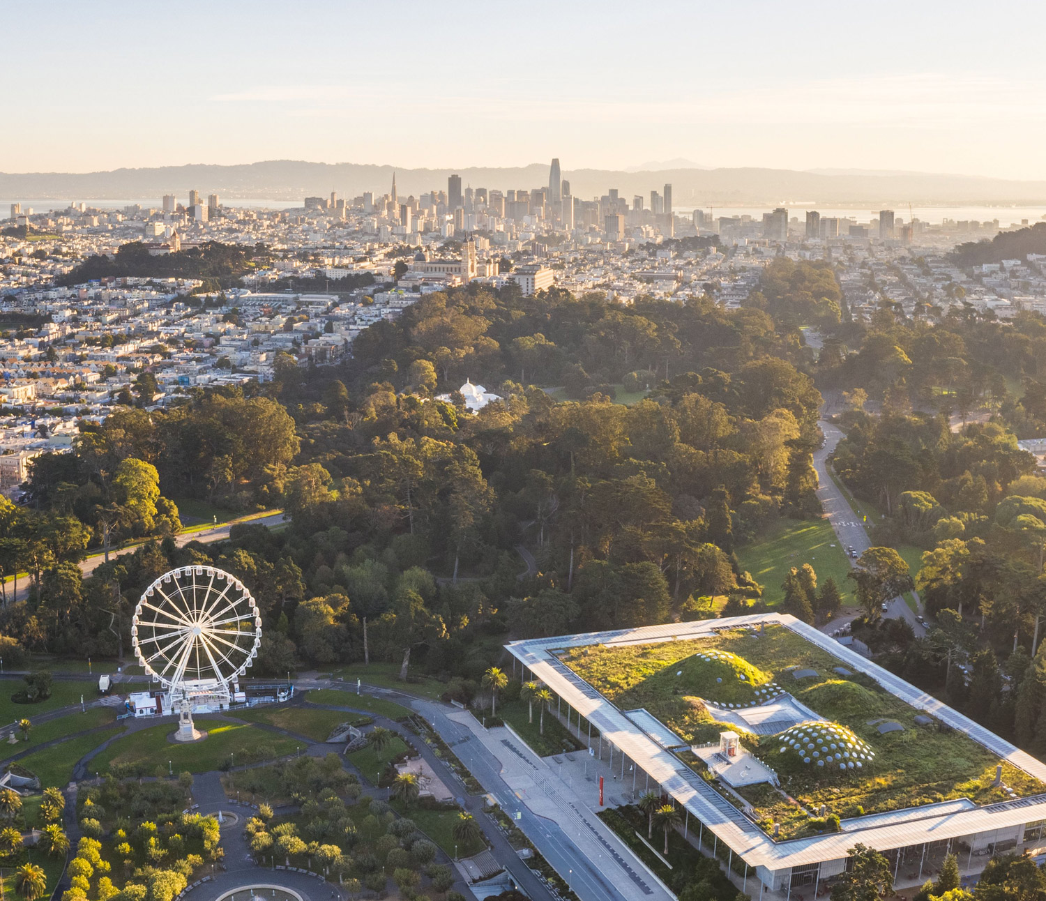 Das „Sky Star Wheel“ wird sich noch bis März 2025 drehen. Foto: San Francisco Travel Association