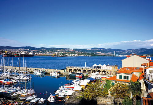 Da ist es endlich, das Meer! In dem Städtchen Muggia endet der Alpe-Adria-Trail.