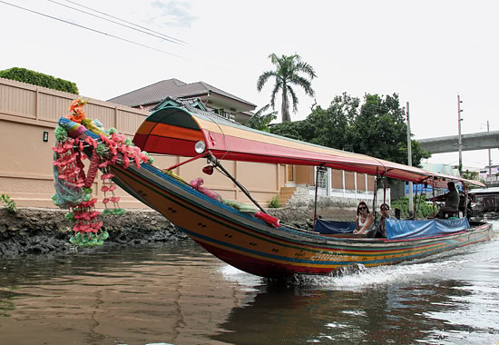 Spannend: Eine Klong-Tour im Longtail-Boot.