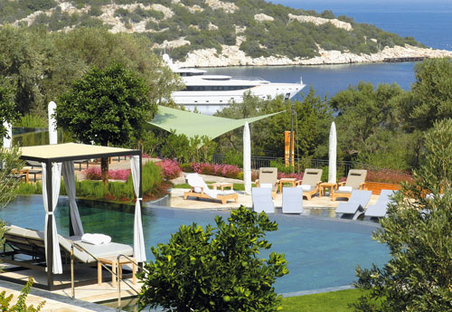 Vor dem Mandarin Oriental in Bodrum kreuzen zahlreiche edle Yachten. Fotos: jm