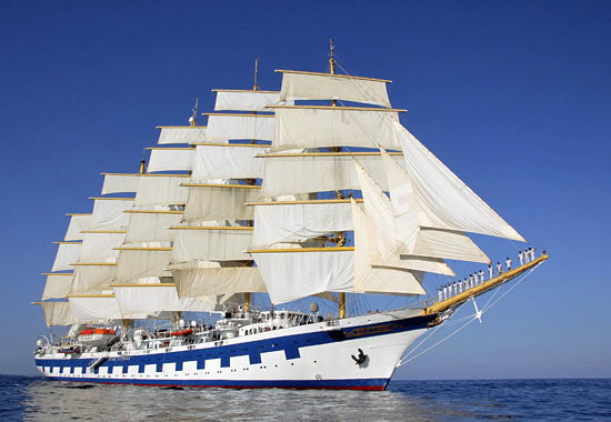 Die Royal Clipper kreuzt unter anderem entlang der Cote d’Azur.