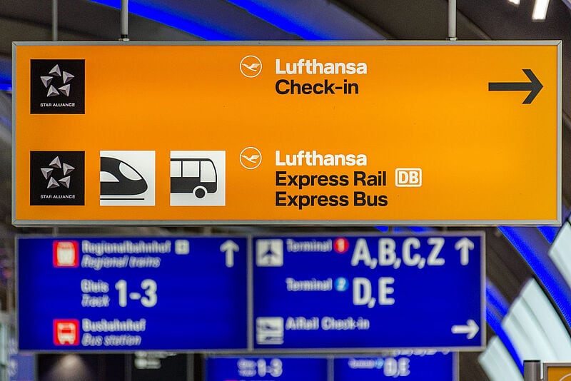 Lufthansa Express Rail am Frankfurter Flughafen: Die Züge zum Flieger werden gut angenommen
