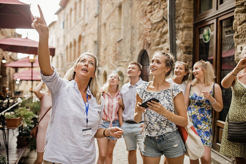 140 Gruppenreisen weltweit bietet Dertour im neuen Katalog an. Foto: SolStock/istockphoto