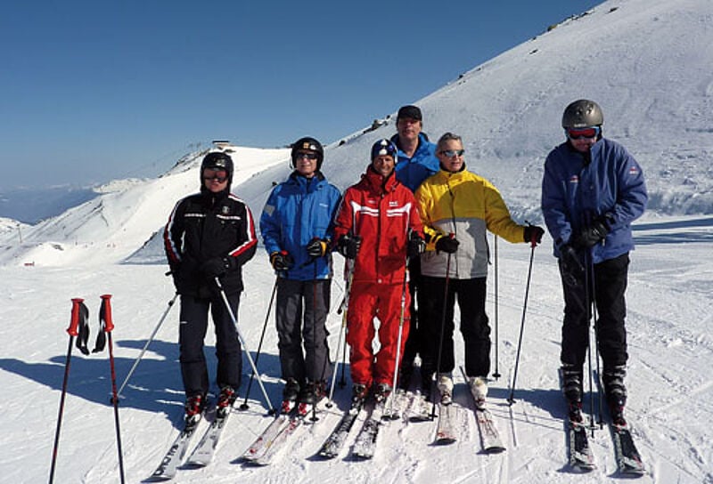 Skifahrer in den Trois Vallees.