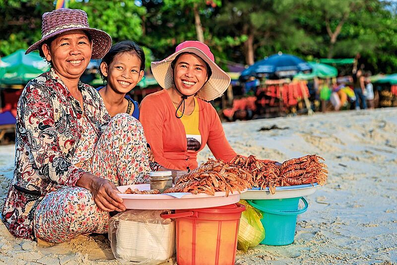 Auch in Kambodscha ist der Tourismus wieder angelaufen. Foto: hadynyah/istockphoto