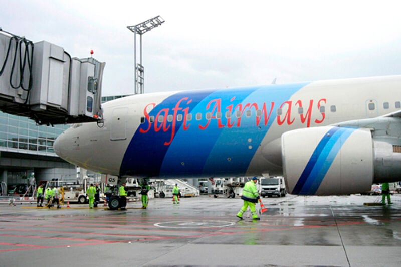 Die Boeing 767-200ER von Safi Airways auf dem Frankfurter Flughafen