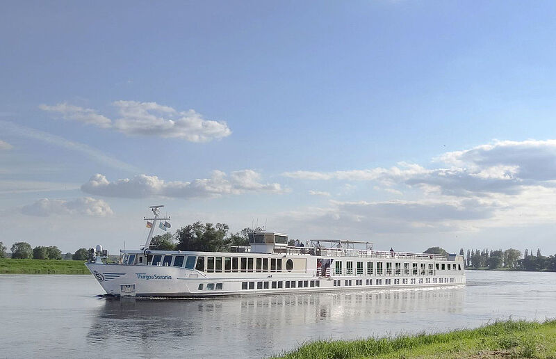 Im  Herbst geht es mit dem Thurgau-Schiff Saxonia von Basel nach Bremen. Foto: Thurgau Travel