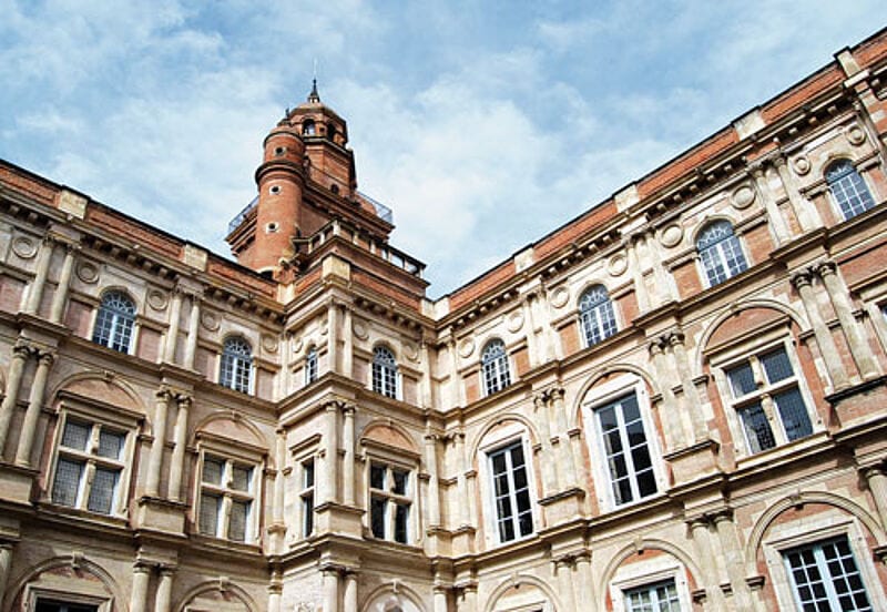 Der Prachtbau des Färberwaid-Fürsten Assezat.