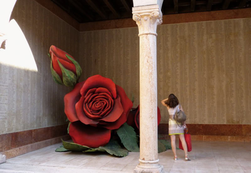 Ob in der Arena oder im Museopera – während des Sommers prägt das Operngeschehen das Stadtleben. Fotos: sps