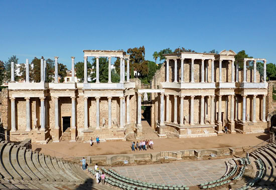 Im Teatro Romano gibt es heute noch Konzerte.