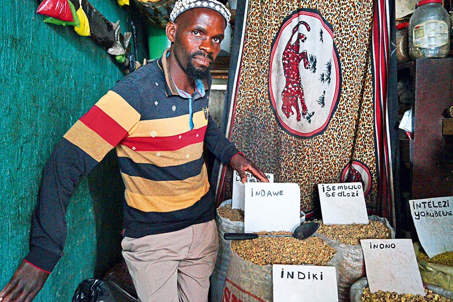Gabhi Mhlowogo hat das Handwerk von seinen Vorfahren gelernt