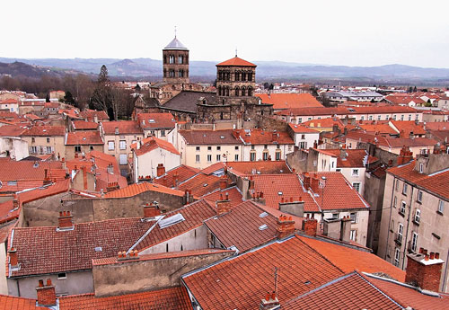 Issoire mit der Basilika St. Austremoine. Fotos: cp