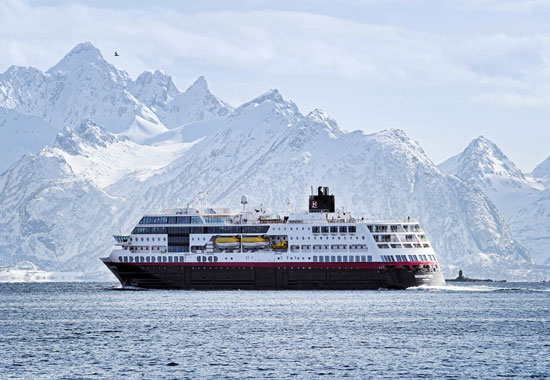 Fünf Antarktis-Reisen der Midnatsol Anfang 2019 wurden verchartert