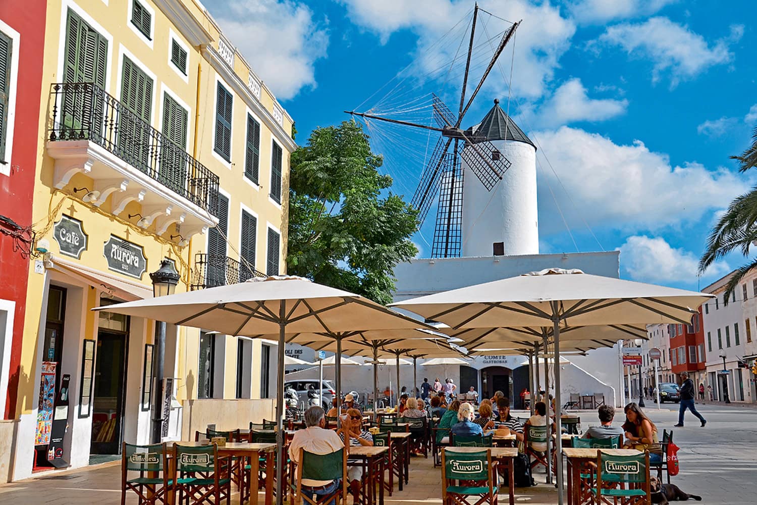 Einer von vielen lauschigen Plätzen in Ciutadella