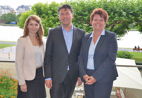 Stellten den neuen Nicko-Katalog 2017 vor: Sandra Huck (Projektleiterin Geo Cruises), Geschäftsführer Guido Laukamp und Marion Hilbrich (Leiterin Produktentwicklung)