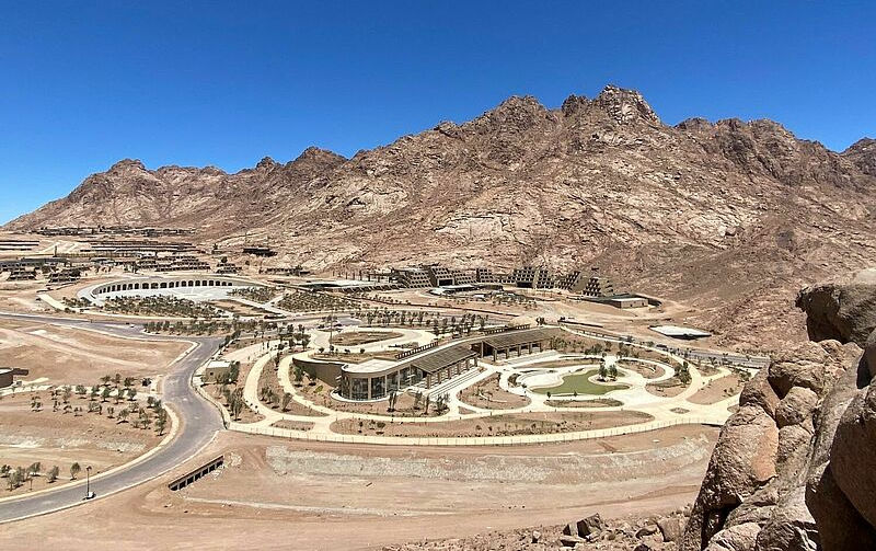 Das Steigenberger Hotel Saint Catherine soll 2025 die ersten Gäste empfangen. Foto: Misr Sinai for Tourism S. A.E./New Urban Community Authority