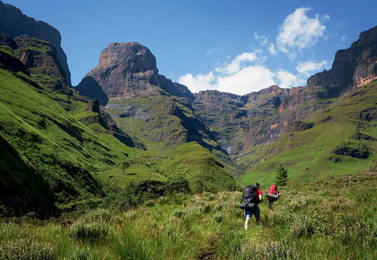 Südafrika durchziehen unterschiedlichste Wanderrouten, von den Drakensbergen bis zum Küstenurwald von Tsitsikamma