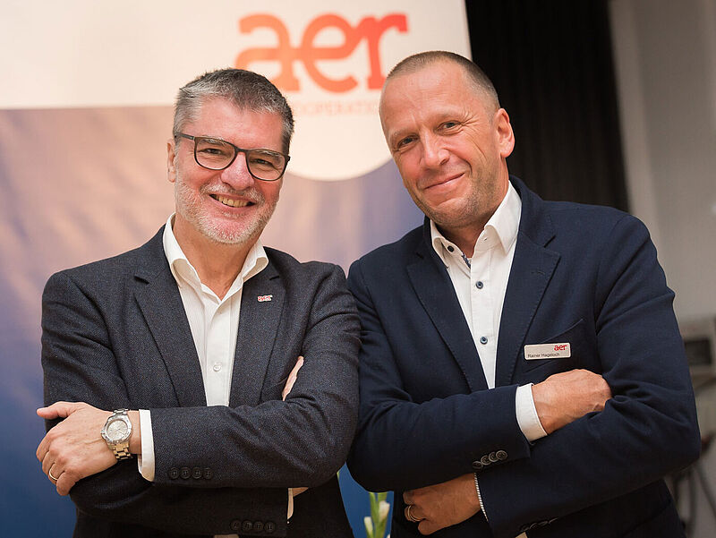 Vorstände auf Zeit: Pedro Turbany (links) und Rainer Hageloch. Foto: Foto: AER/Jens Staudt