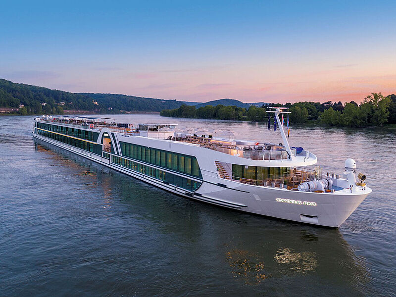 Der Flussreiseveranstalter geht mit neun Premium-Schiffen in die Saison 2025, im Bild die Amadeus Riva. Foto: Lüftner Cruises