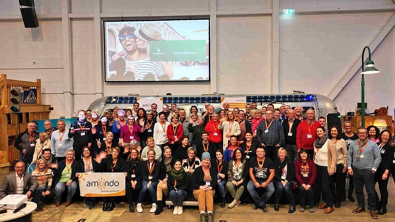 Beim diesjährigen Jahresendtreffen von Amondo in Bomn kamen rund 80 mobile Reiseberater zusammen