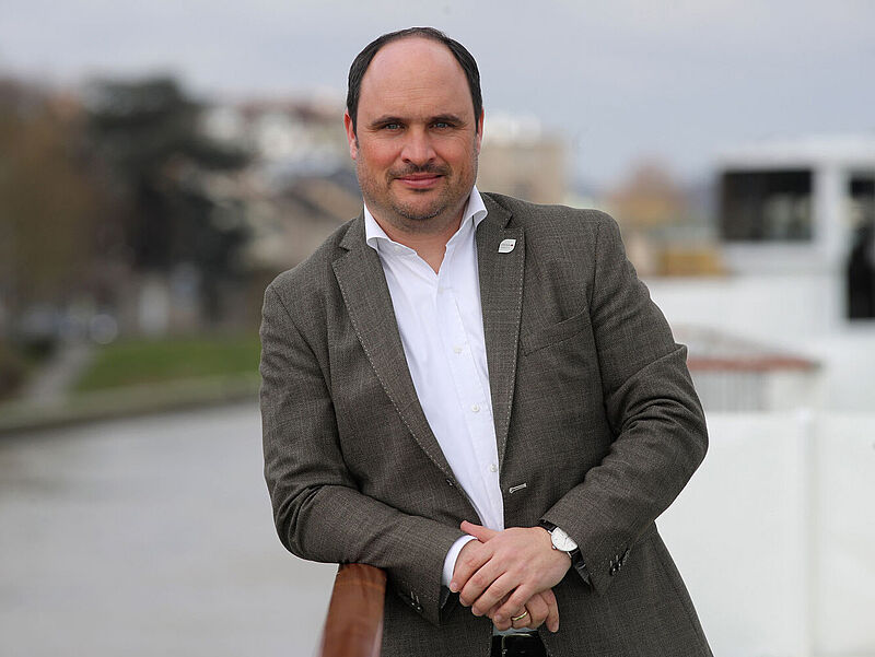 Marius Griego, Director Sales bei Arosa, leitet das 22-köpfige Vertriebsteam der Rostocker Reederei. Foto: Arosa