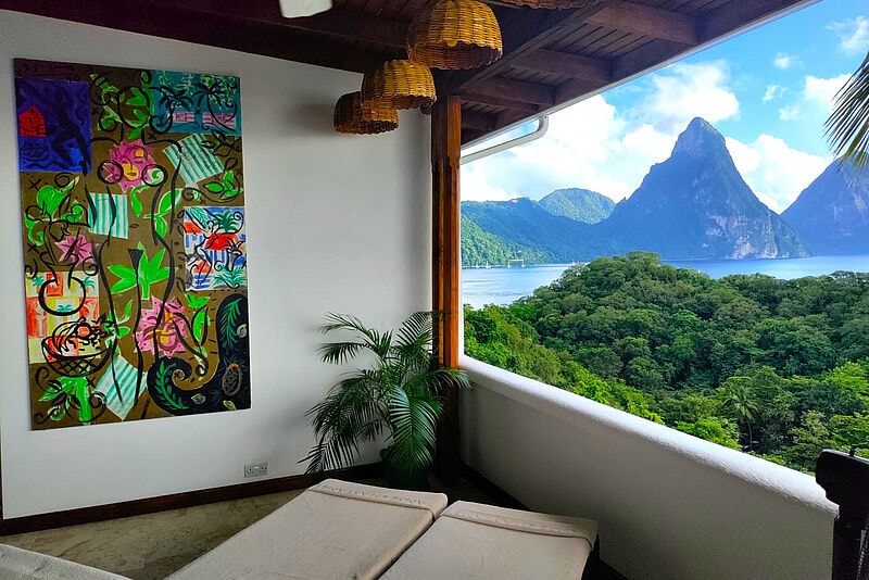 Zeitgenössische Kunst in den Zimmern und Suiten des Anse Chastanet auf der Karibikinsel Saint Lucia