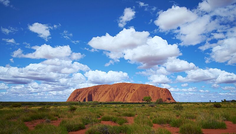 Auf der Reise geht es unter anderem ins Rote Zentrum zum Uluru