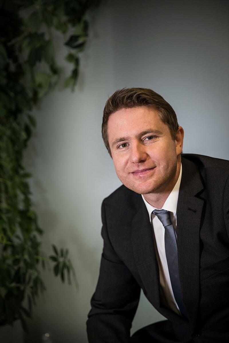 Deniz Ugur, CEO von Bentour Reisen, kommt den Reisebüros weiter entgegen