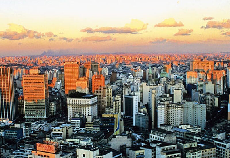 20-Millionen-Menschen-Moloch: das Hochhausmeer von Sao Paulo.