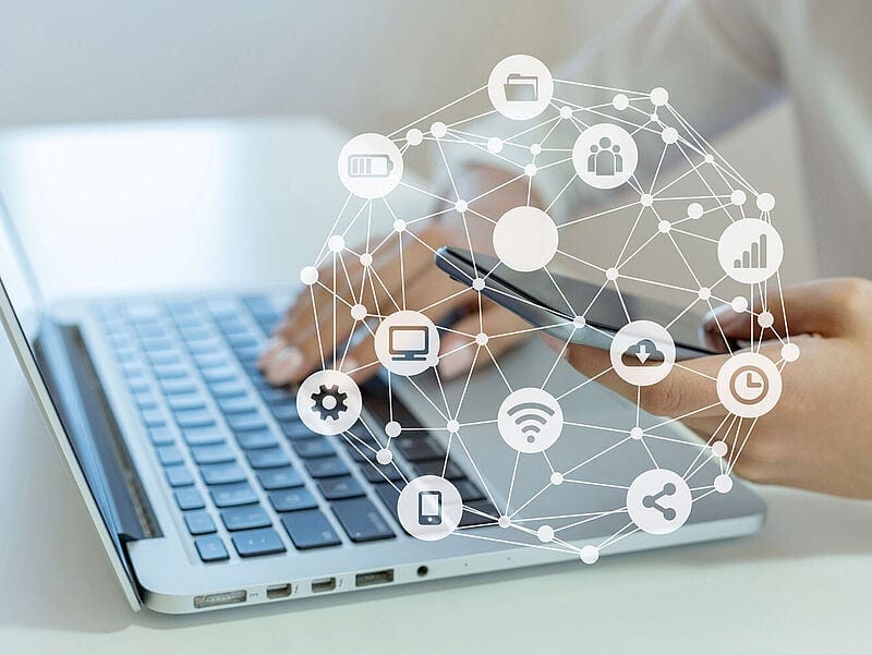 Über neue technologische Lösungen können sich Reisebüros auf der ITB Berlin informieren. Foto: bymuratdeniz/istockphoto
