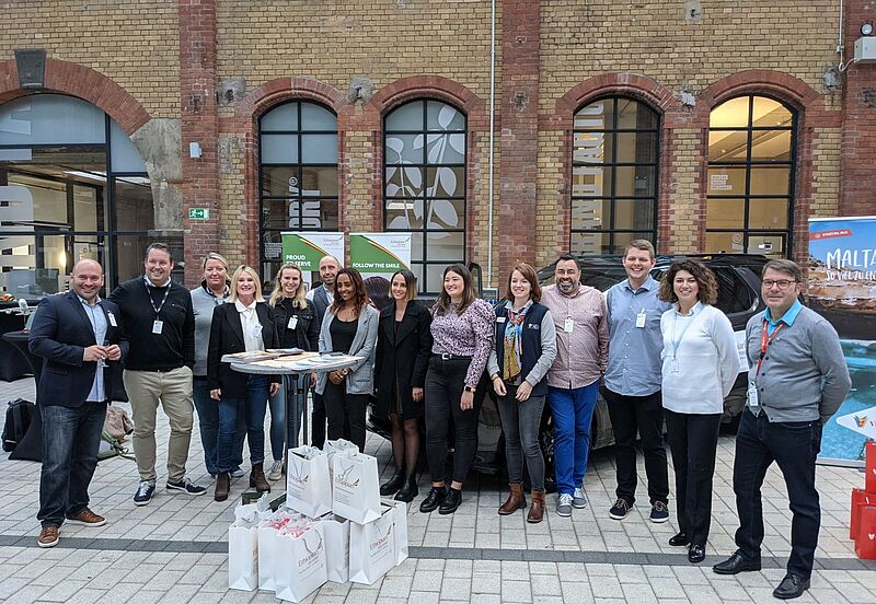 Das Team der „Reconnect“-Roadshow in Offenbach