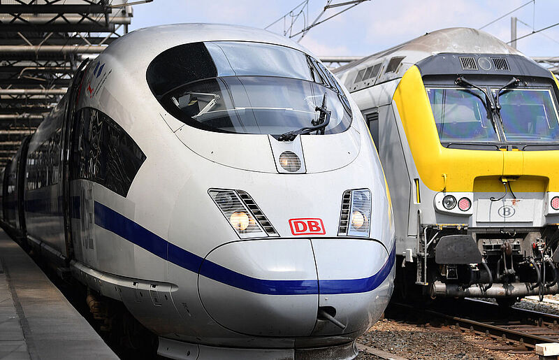 Der ICE „Europa“ im Bahnhof von Brüssel