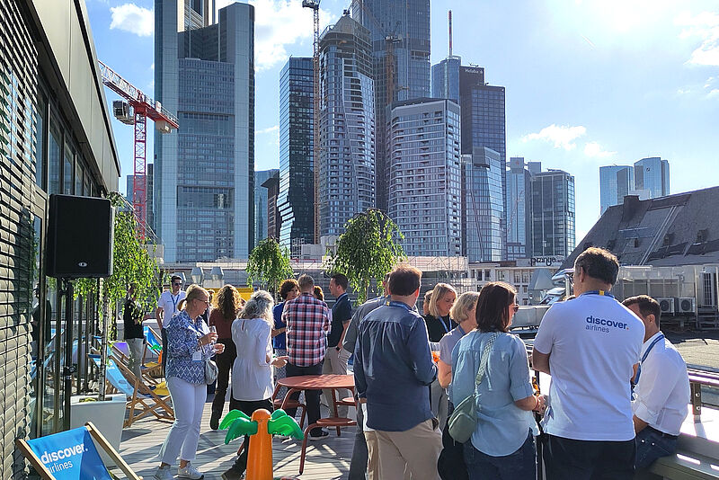 Bestes Wetter für die Rooftop-Party von Discover Airlines in Frankfurt. Foto: rie