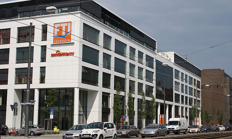 FTI, hier die Zentrale in München, baut sein Engagement in Abu Dhabi weiter aus