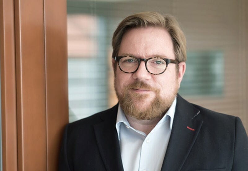Gerrit Peters verantwortet die Weiterentwicklung des Markenauftritts sämtlicher Tochterunternehmen und Marken