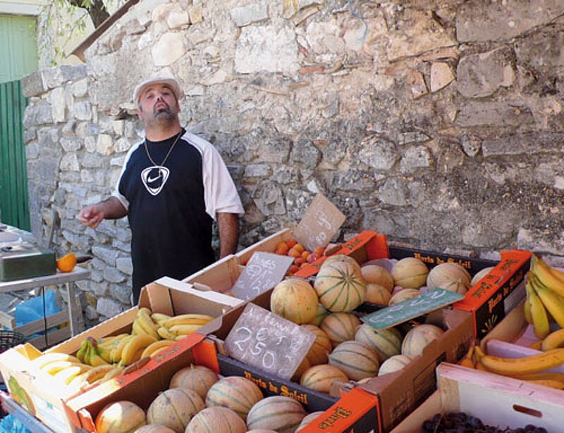 Früchte kauft man in der Region Herault am besten frisch auf dem Markt.