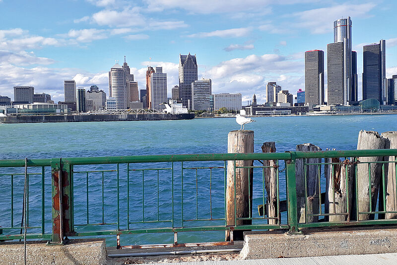 Detroit vom kanadischen Windsor aus gesehen