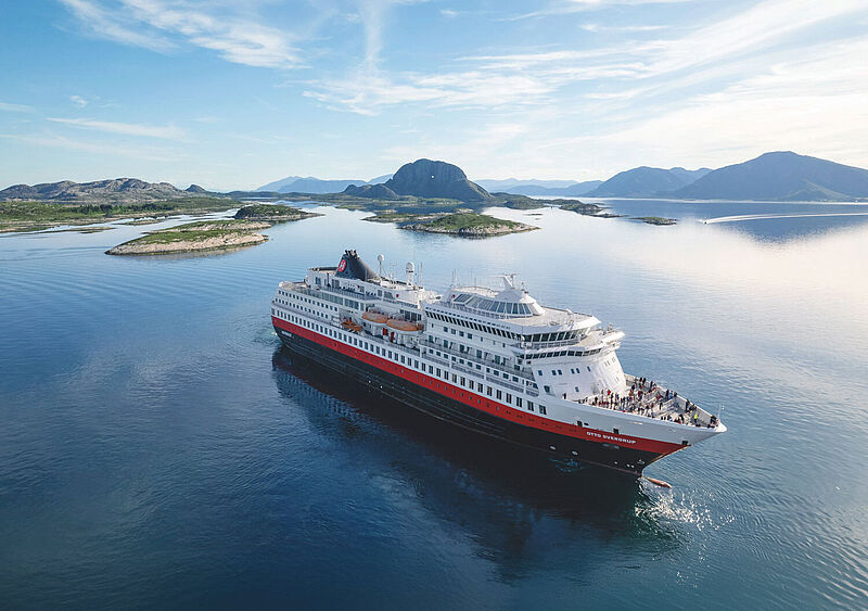 Auch die neuen Norwegen-Reisen der Otto Sverdrup ab Hamburg sind Teil der neuen Kampagne. Foto: Hurtigruten