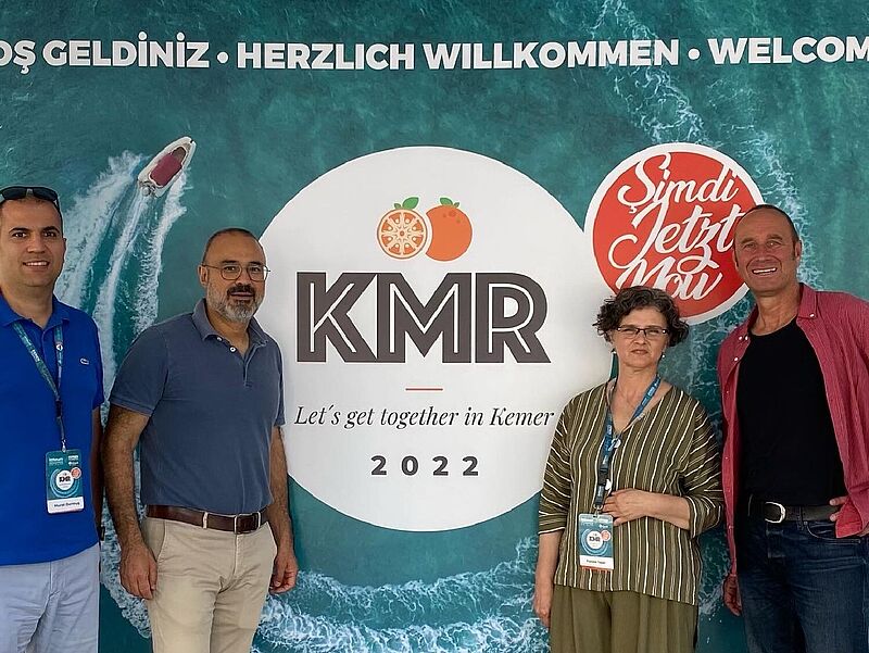 Die Initiatoren des ITT-Forums Funda Tasar und Murat Durmus (links) mit Koray Cavdir (Ferien Touristik) und Matthias Gürtler von touristik aktuell (rechts). Foto: ta